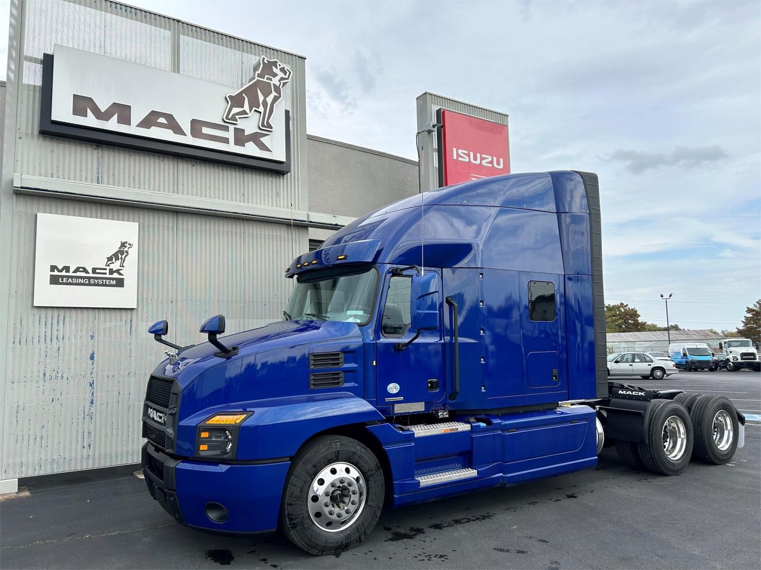 2024 MACK ANTHEM 64T Vanguard Truck Centers