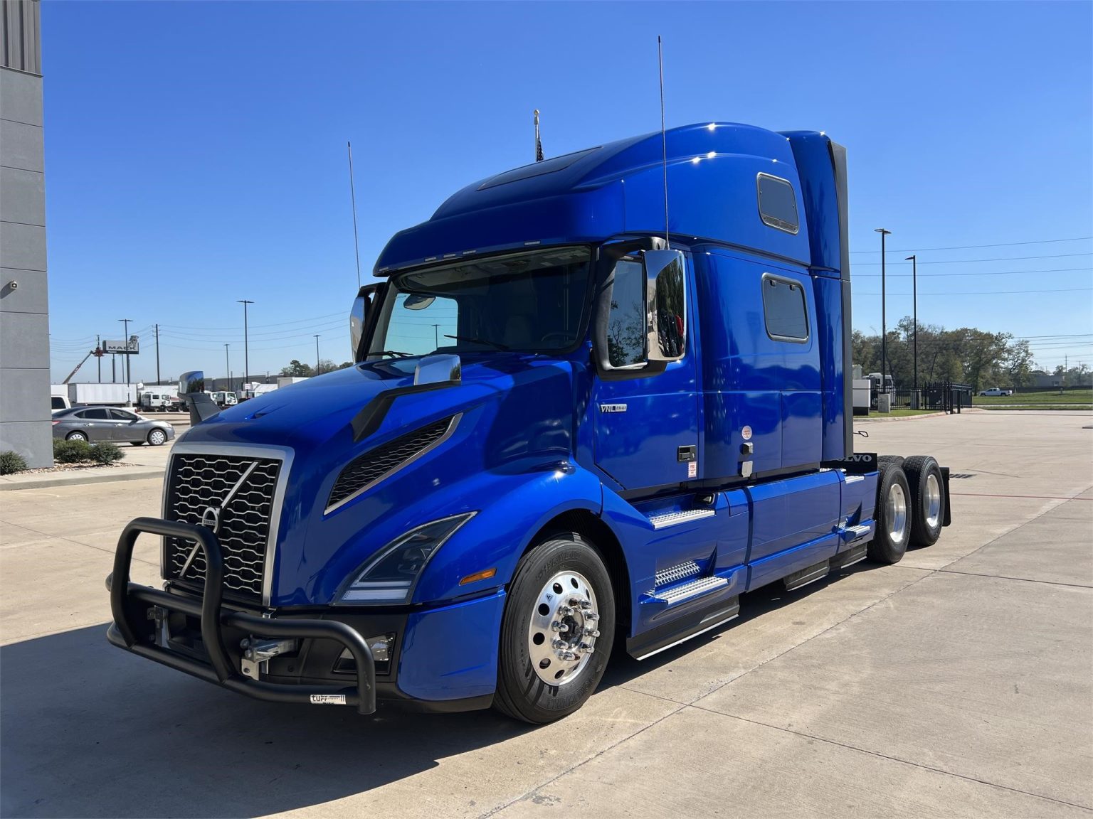 2024 VOLVO VNL64T860 Vanguard Truck Centers