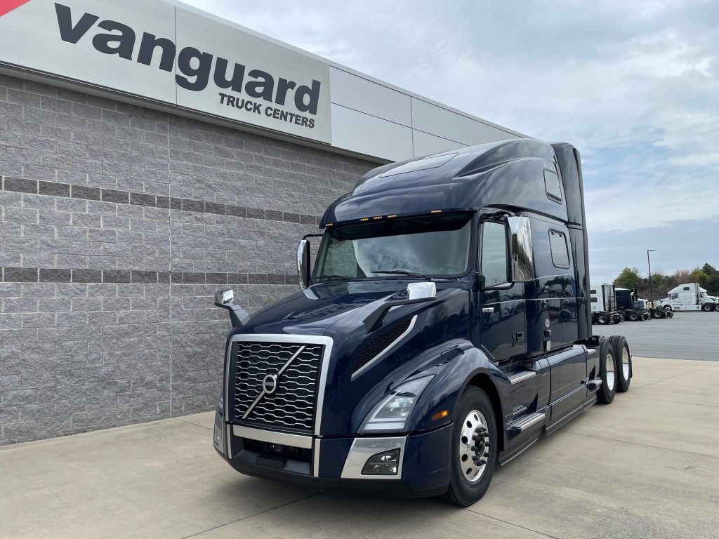 2025 VOLVO VNL64T860 Vanguard Truck Centers