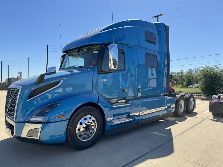 2025 VOLVO VNL64T860 - Vanguard Truck Centers