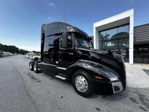 2021 VOLVO VNL64T760 9009762499