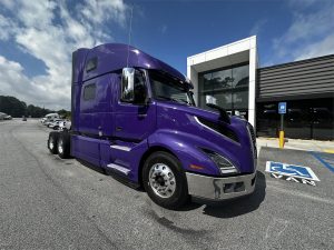 2023 VOLVO VNL64T860 9011736240