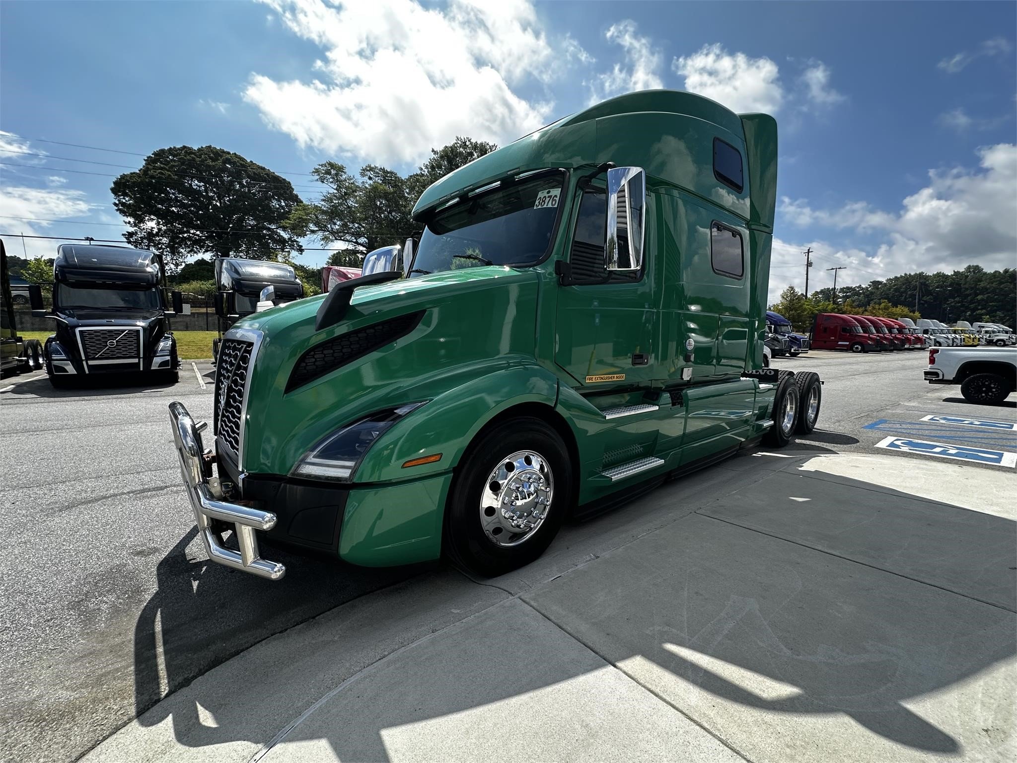 2021 Volvo Vnl64t860 - Vanguard Truck Centers