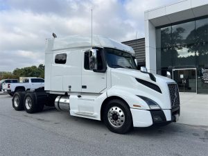 2019 VOLVO VNL64T740 9017982388