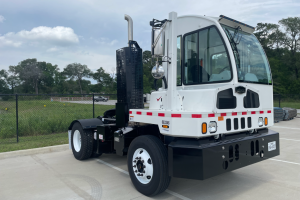 Autocar Yard Spotter Truck