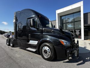 2020 FREIGHTLINER CASCADIA 126 9021484046