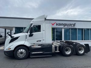 2025 VOLVO VNL64T300 9022929278