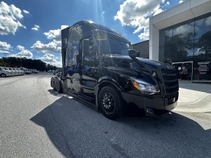 2021 FREIGHTLINER CASCADIA 126 9024827866