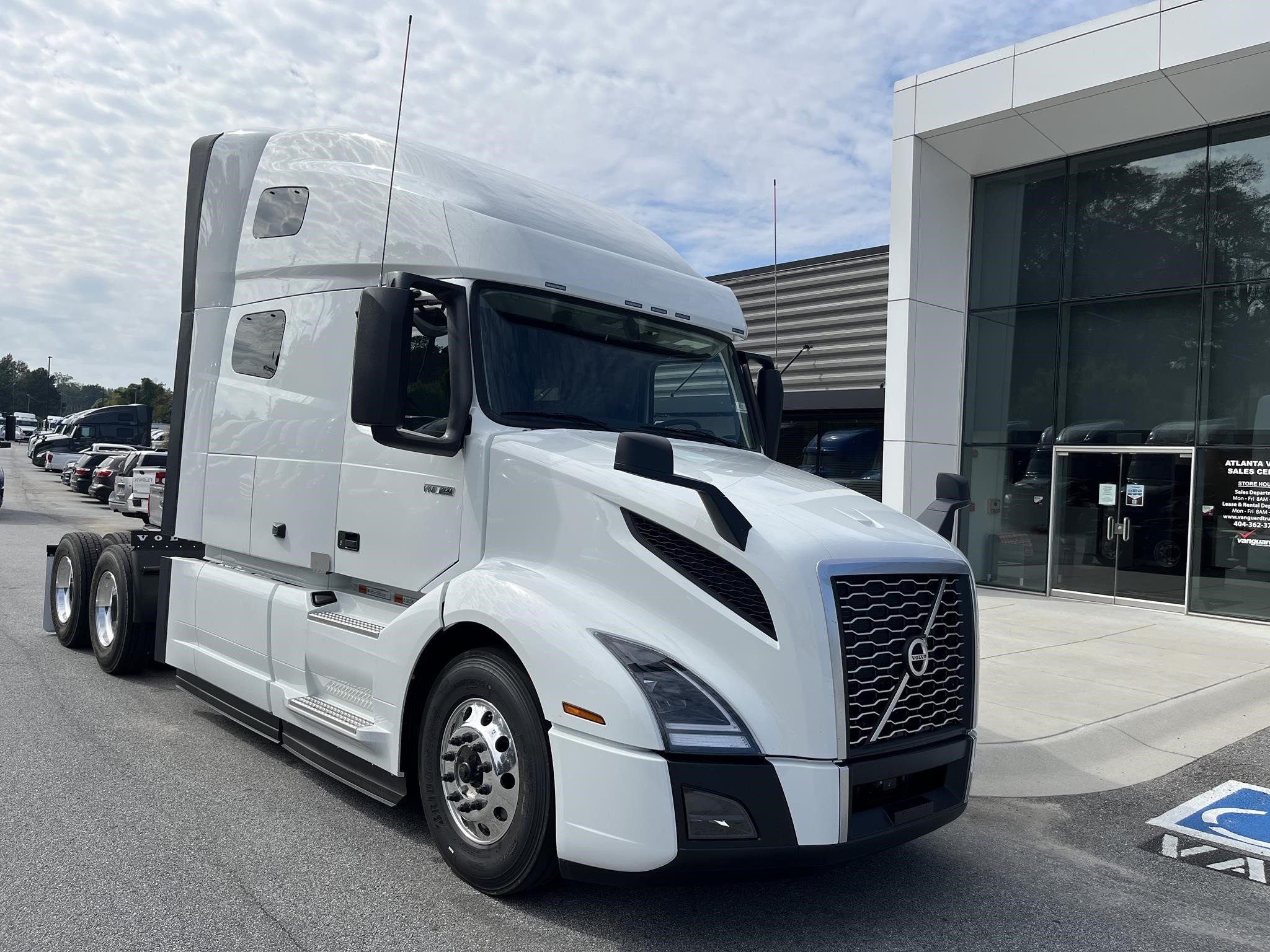 2025 VOLVO VNL64T760 - image 1 of 6