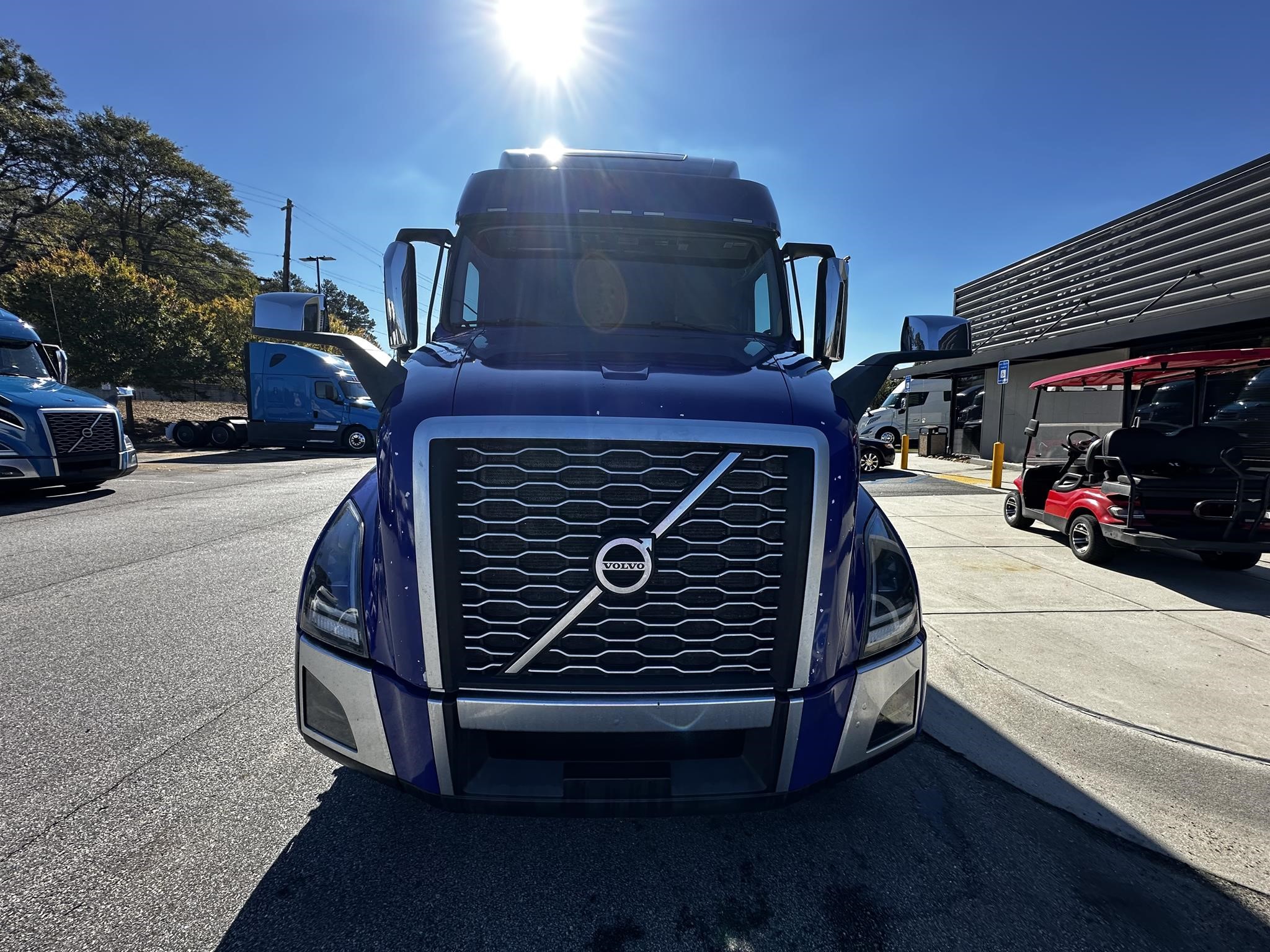 2022 VOLVO VNL64T860 - image 6 of 6