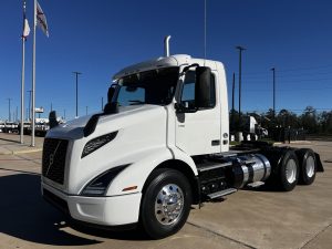 2019 VOLVO VNR64T300 9031297636