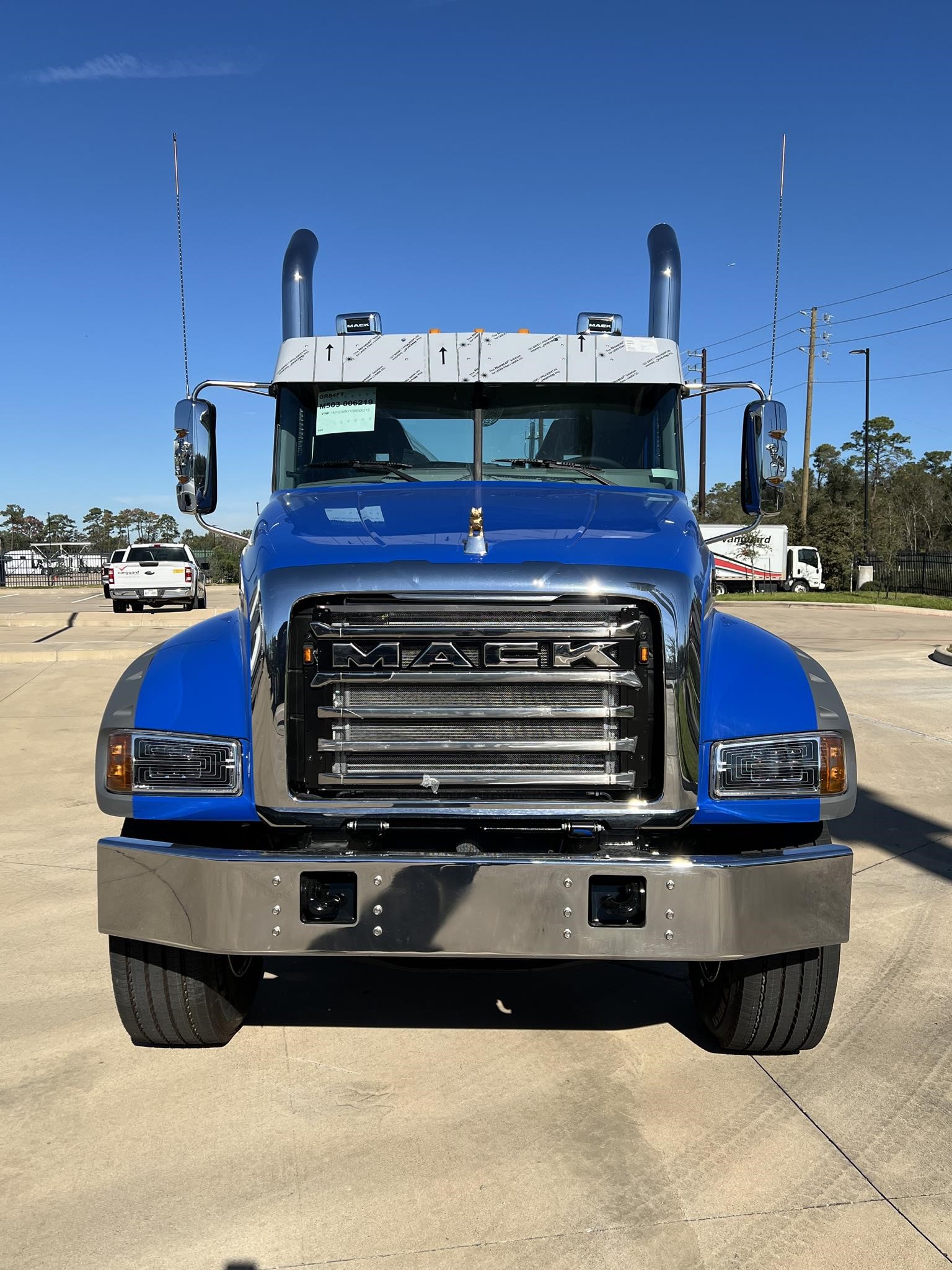 2025 MACK GRANITE 84FT - image 1 of 6