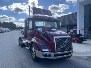 2025 VOLVO VNL64T300 9031868257