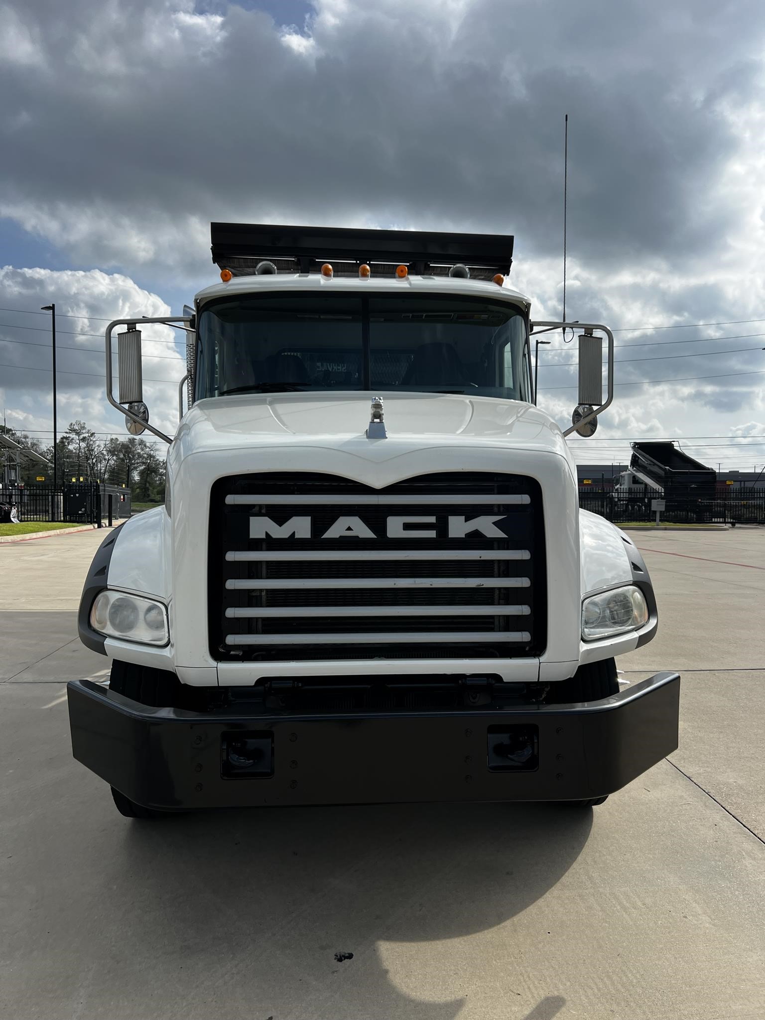 2021 MACK GRANITE 64BR - image 2 of 6