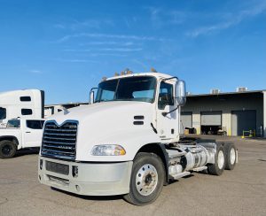 2012 MACK PINNACLE CXU613 9035648269