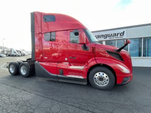 2025 VOLVO VNL64T660 9036511808