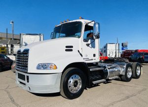 2012 MACK PINNACLE CXU613 9036601999