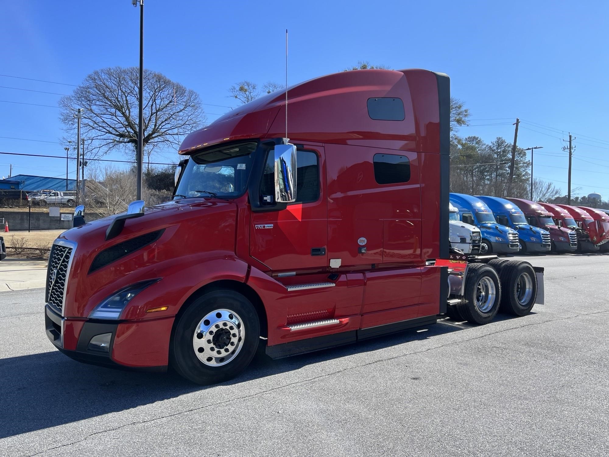 2025 VOLVO VNL64T760 - image 1 of 6