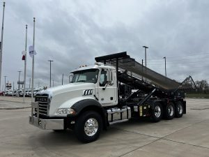 2020 MACK GRANITE 64BR 9037313656