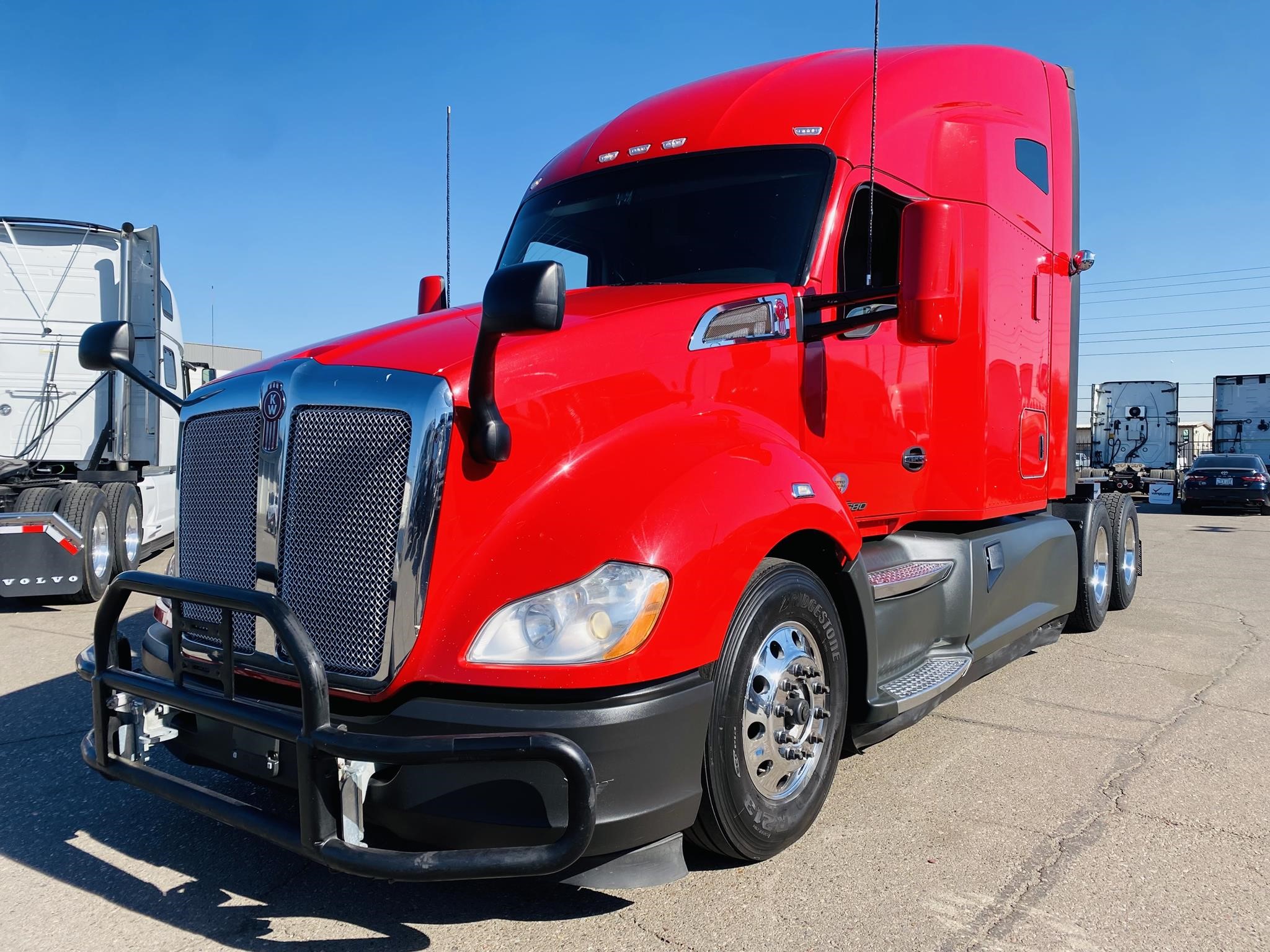 2021 KENWORTH T680 - image 1 of 6