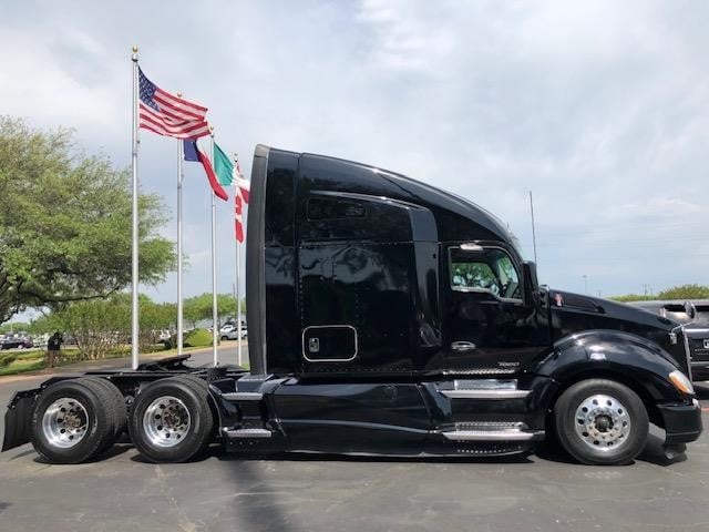 2021 KENWORTH T680 - image 3 of 3