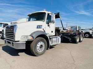 2016 MACK GRANITE GU813 9039423307