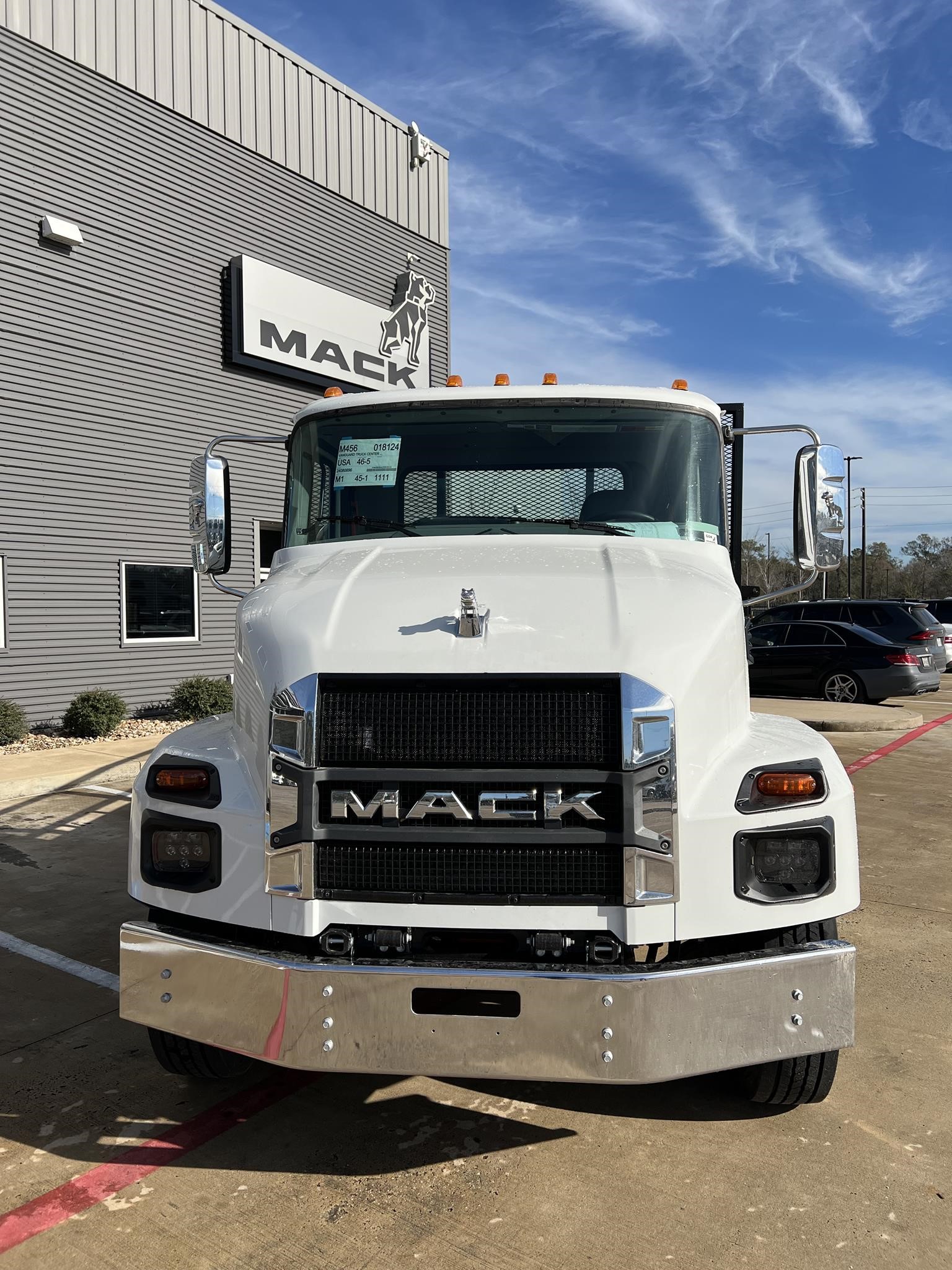 2025 MACK MD6 - image 3 of 5