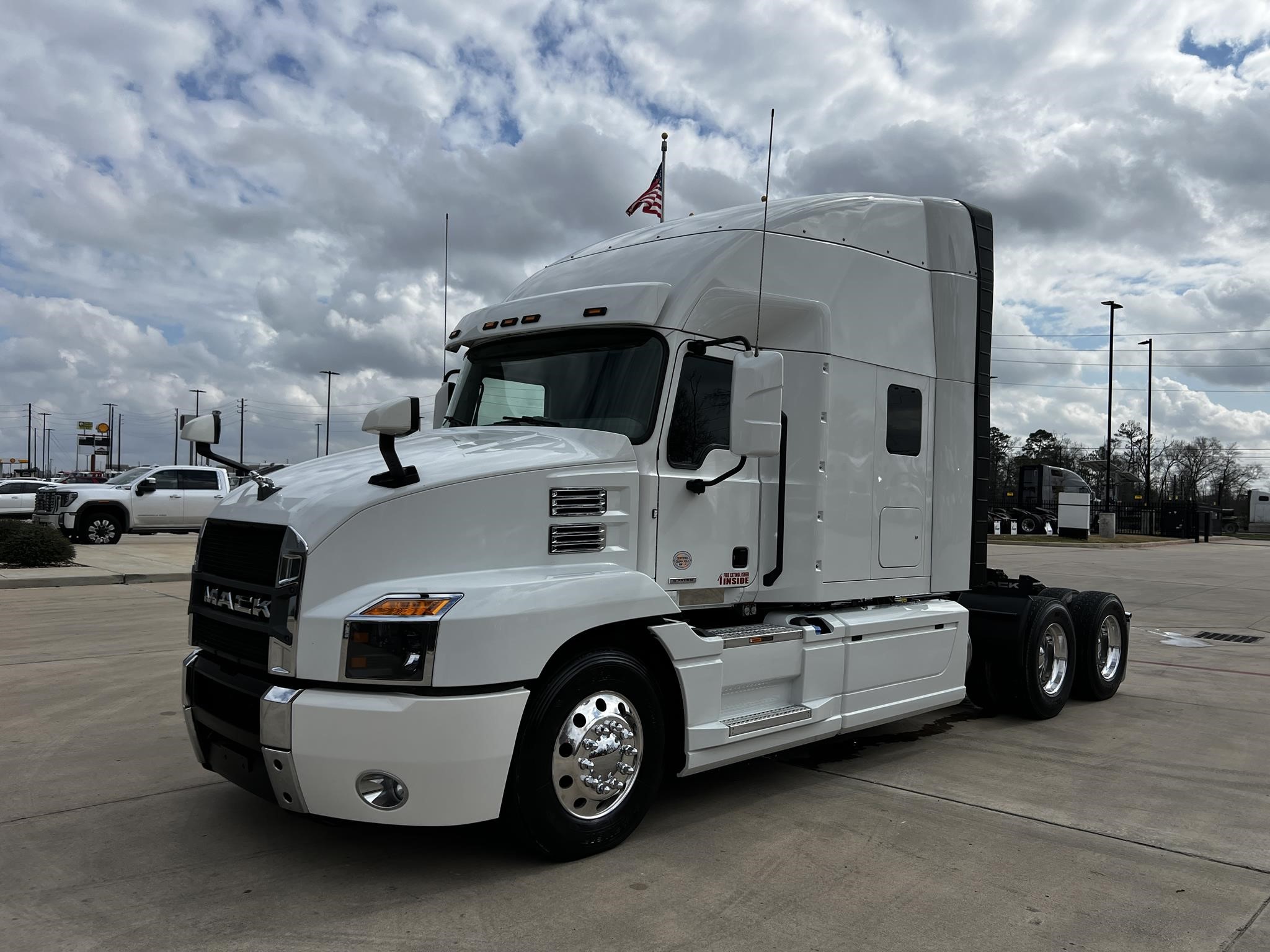 2023 MACK ANTHEM 64T - image 1 of 6