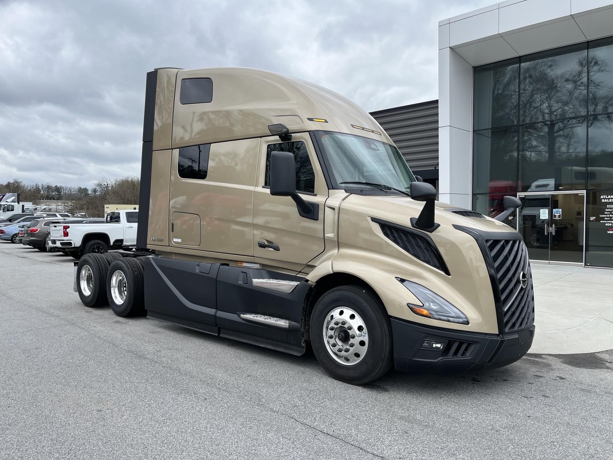 2025 VOLVO VNL64T860 - image 4 of 6