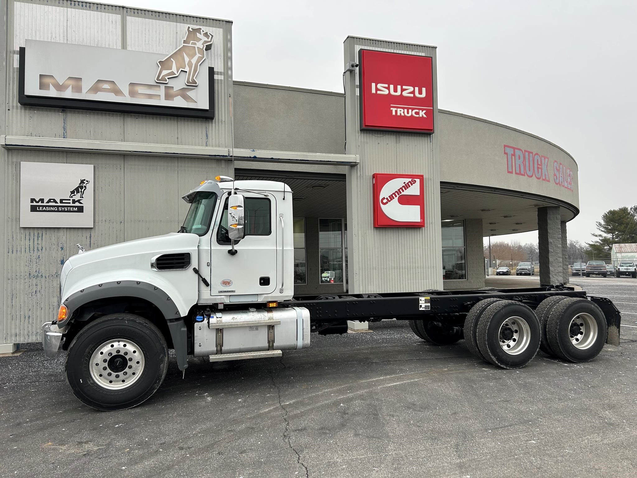 2026 MACK GRANITE 64FR - image 1 of 6