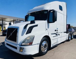 2016 VOLVO VNL64T670 9043577046