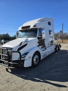 2020 VOLVO VNL64T760 9044140640