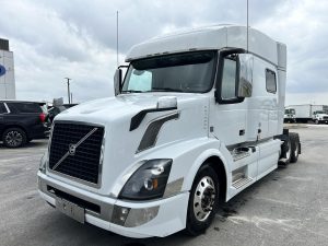 2018 VOLVO VNL64T740 9044240597