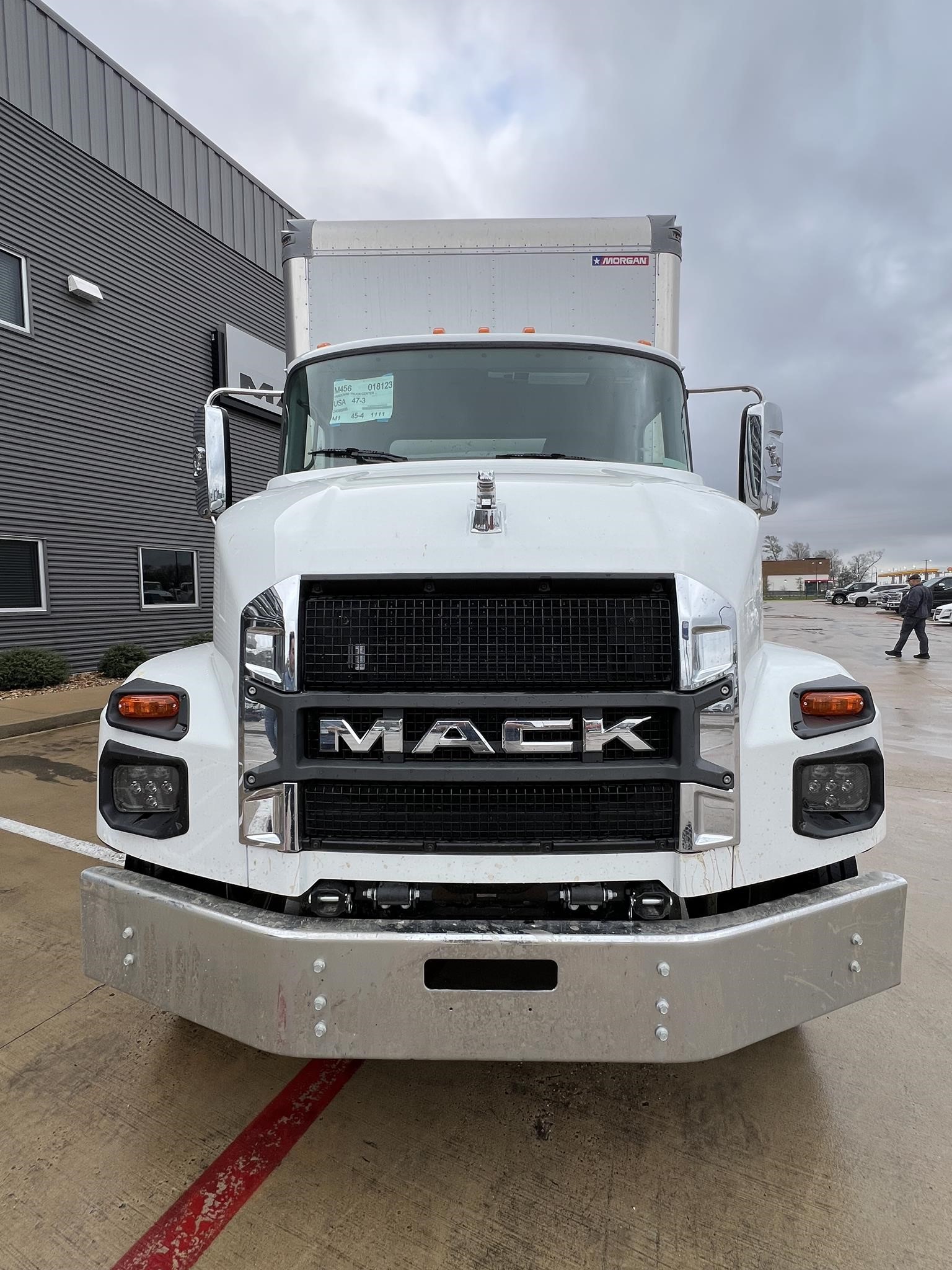 2025 MACK MD6 - image 2 of 6