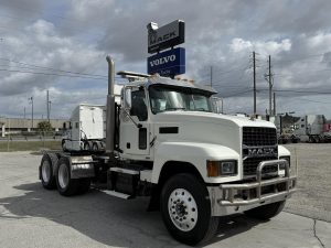 2020 MACK PINNACLE 64T 9045538615