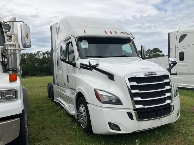 2023 FREIGHTLINER CASCADIA 126 - image 3 of 5