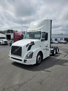 2018 VOLVO VNL64T300 9047619288