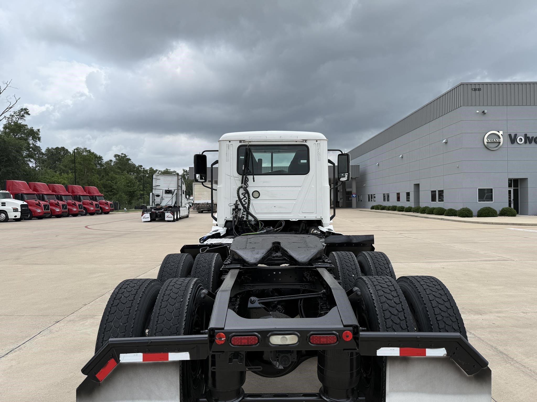 2019 MACK ANTHEM 64T - image 6 of 6