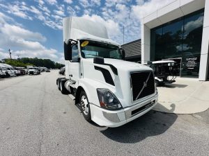 2018 VOLVO VNL64T300 9054721734